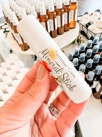 Sun Protection: Summer Care Mineral Stick TRAVEL SIZE